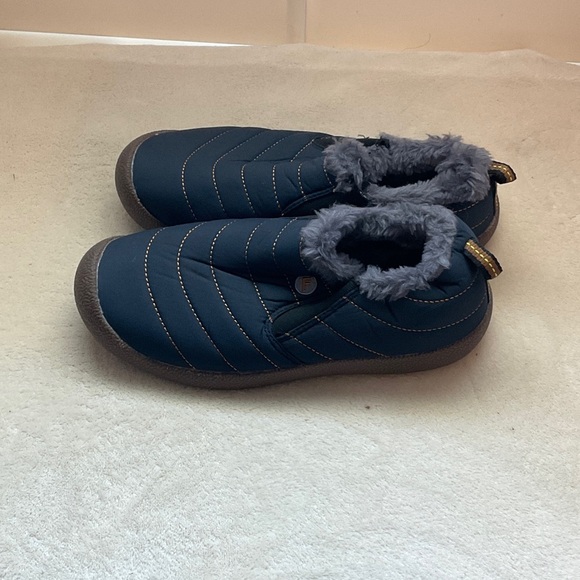 Cozy Blue Women's Mules with Faux Fur Lining - Picture 4 of 6